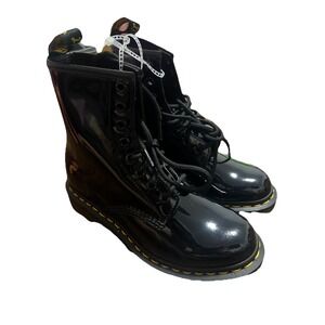 Doc Martens 11821 Black ~ Size 6 L US WOMENS